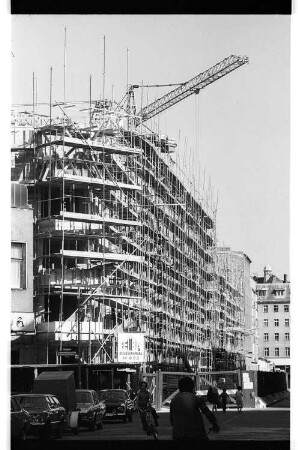 Kleinbildnegativ: Neubau, Naunynstraße, 1976