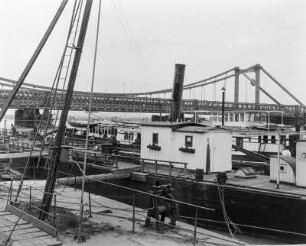 Eisenbahnbrücke : Baden bei Wien