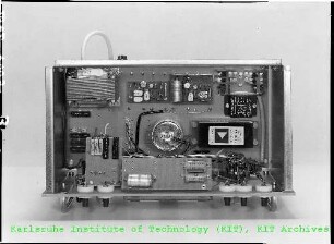 Geöffnetes Mikrocoulometer im Laboratorium für Elektronik und Messtechnik (LEM)