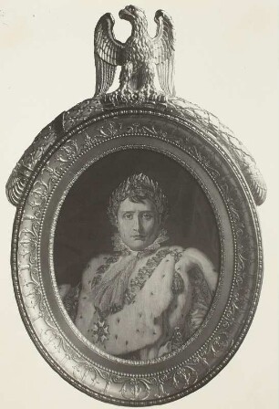 Napoleon I., Kaiser der Franzosen : Napoleon I. im Krönungsornat, Brustbild. Gobelin nach dem Ölgemälde von Gerard (Ausschnitt). Aufgenommen im Historischen Museum, Saal 15