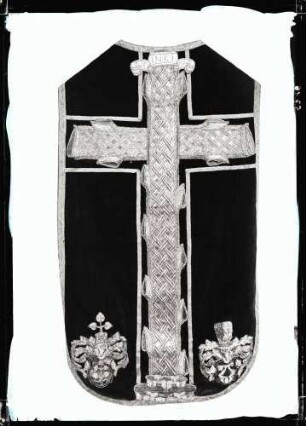 Kirche; Messgewand (schwarz mit Gold)