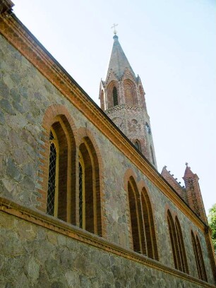 Brodowin: Dorfkirche