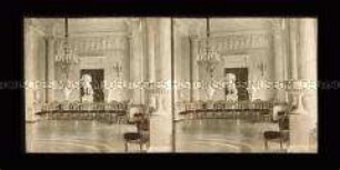 Der Marmor-Speisesaal im Schloss Gattschina bei St. Petersburg