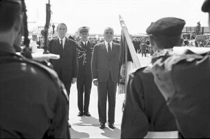 Basel (CH) - Mulhouse (F): Staatspräsident Pompidou und Schweizer Bundespräsident Tschudi