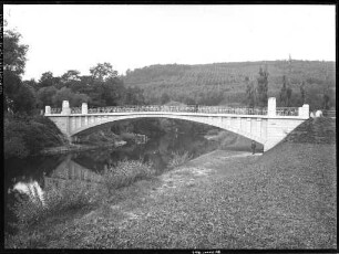 Donaubrücke bei Tiergarten