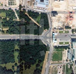 Platz des 18. März und Brandenburger Tor in Berlin