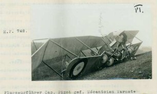 Foto des abgeschossenen Flugzeuges M.F. 742 von Flugzeugführer Capitaine Pigot