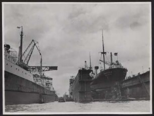 Das Schiff "Traunstein" im Trockendock