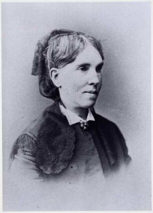 Foelkersahm, Marie, geb. Baronesse von Vietinghoff-Scheel