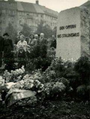 Denkmal "Den Opfern des Stalinismus" auf dem Steinplatz