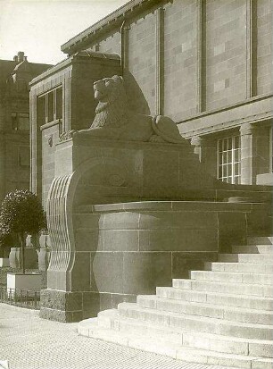 Billing, Hermann; Mannheim (Baden-Württemberg); Kunsthalle - Eingangsbereich mit Treppe und Löwenstatue
