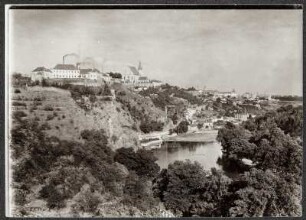 Znaim (Znojmo, Tschechische Republik). Stadtansicht über die Thaya (Dyje) gesehen