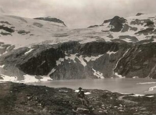 Ostalpen. Hohe Tauern. Granatspitzgruppe mit See von der Rudolfshütte aus