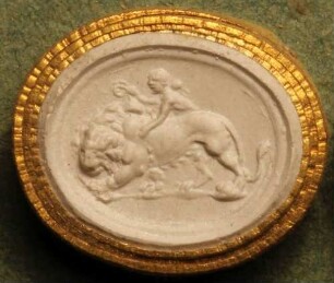 Cupido bezwingt einen Löwen (Daktyliothek, Erstes Mythologisches Tausend)