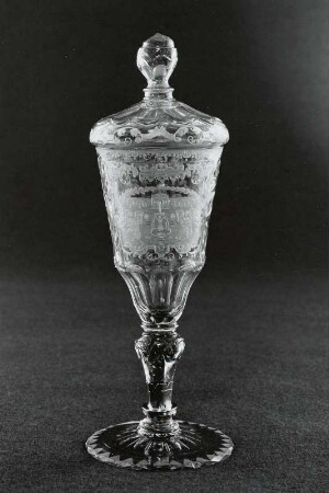 Deckelpokal mit Schäferszene