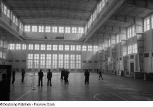 Volleyball in der Ernst-Grube-Halle der Deutschen Hochschule für Körperkultur