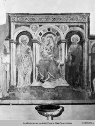 Thronende Madonna mit Kind flankiert von Petrus und Paulus