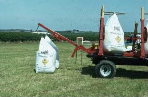 Fotografie: Transportgerät, Big Bag, Hydraulik, Hydraulikzylinder