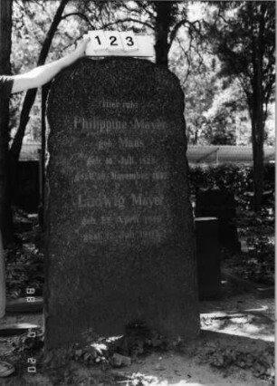 Grabstein 123