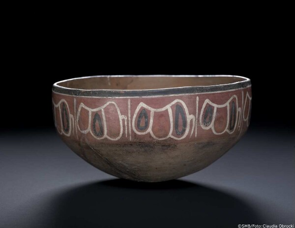 Clay bowl