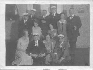 Gruppenbild, wohl auf einem Verbindungstreffen