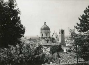 Brescia. Blick vom Stadtpark gegen den neuen Dom (ab 1604; G. B. Lantana)