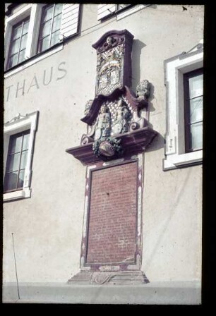 Gedenkstein am Bahlinger Rathaus