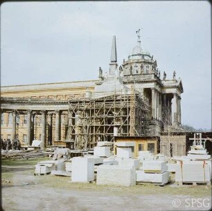 Potsdam, Park Sanssouci, Bauarbeiten an der Kolonnade und Commun am Neuen Palais .