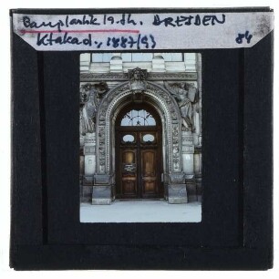 Dresden, Kunstakademie : Portal an der Brühlschen Terrasse
