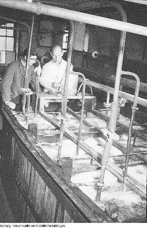Dresden. VEB Bramsch Dresden, Produktion, März 1953