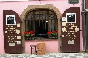 Prag - Historisches Gasthaus : Kleines Gasthaus auf der Kleinseite. Aufgenommen in Prag 2004