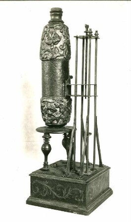 Museum: Mikroskop, 17. Jh.