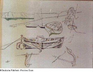 Boote mit Ankern am Strand
