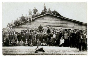 Postkarten aus dem Kriegsgefangenenlager Puchheim: o.Nr.: Gruppenaufnahmen (mehrere Aufnahmen)