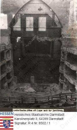 Darmstadt, Landestheater - Zerstörung nach 1944 - Bild 1 bis 3: Bühnen mit Logen / Bild 4 und 5: Bühnenhaus mit Zuschauerraum / Bild 6: Treppenhaus mit Vestibül