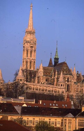 Budapest - Mathiaskirche : Mathiaskirche auf dem Burgberg. Aufgenommen in Budapest 2001