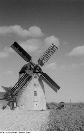Blick auf eine Windmühle