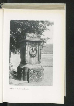 Denkmal der Neuberin in Dresden
