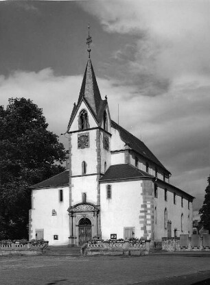 Großostheim. Pfarrkirche Sankt Petrus und Paulus (1251/1275 und zahlreiche Erweiterungen)
