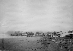 Gouvernements-Landungsstelle (Kai) am Strand