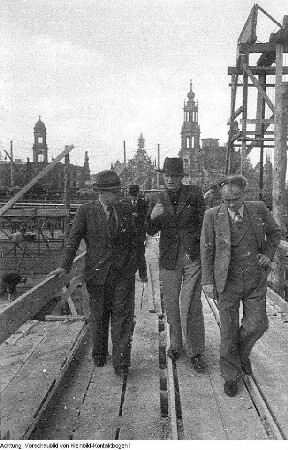 Dresden, Georgij-Dimitroff-Brücke, im Bau, Oberbürgermeister Walter Weidauer, 1949
