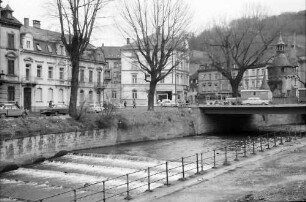 Freiburg: Dreisam mit Schwabentorbrücke