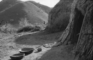 Bilen Dorf (Reise durch Italienisch-Ostafrika, Sept./Okt. 1937 – 3. Fahrt: Asmara - Keren und zurück)