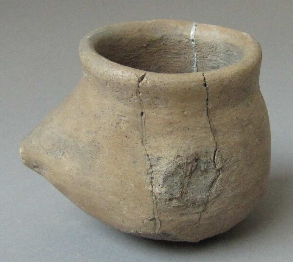 Clay vessel