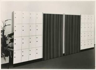 Pohlschröder Garderobengefachschrank "Modell 2298" von Willy Herold