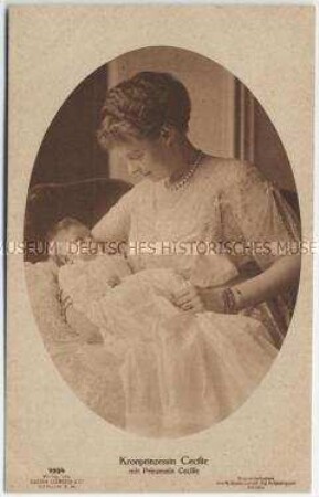 Kronprinzessin Cecilie mit ihrer Tochter