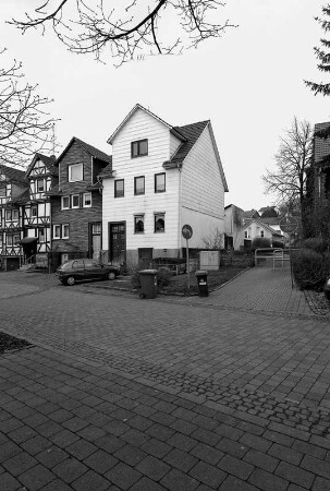 Wohnhaus; Helsa, Alte Berliner Straße 17