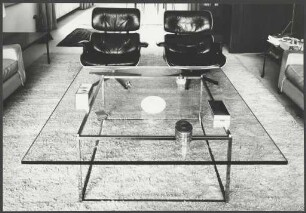 Glastisch für Wohnung Hatje, Stuttgart 1966 (Foto)