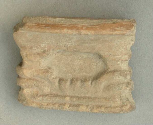 Tongefäßfuß (Fragment)