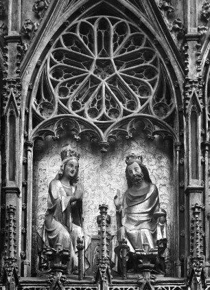 Flügelaltar : Flügelaltar. Holz, geschnitzt (um 1301/1331). Marienkrönung. Oberwesel, Pfarrkirche Unserer Lieben Frauen